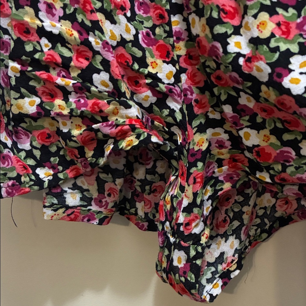 Floral Ruffle Jumpsuit size large - Picture 3 of 5
